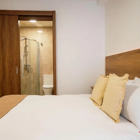Hotel Coastal Charm Collection By Zzzing St. Paul's Bay